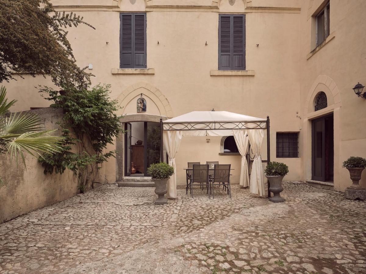 Agriturismo Castello Santa Margherita Cori Exterior foto