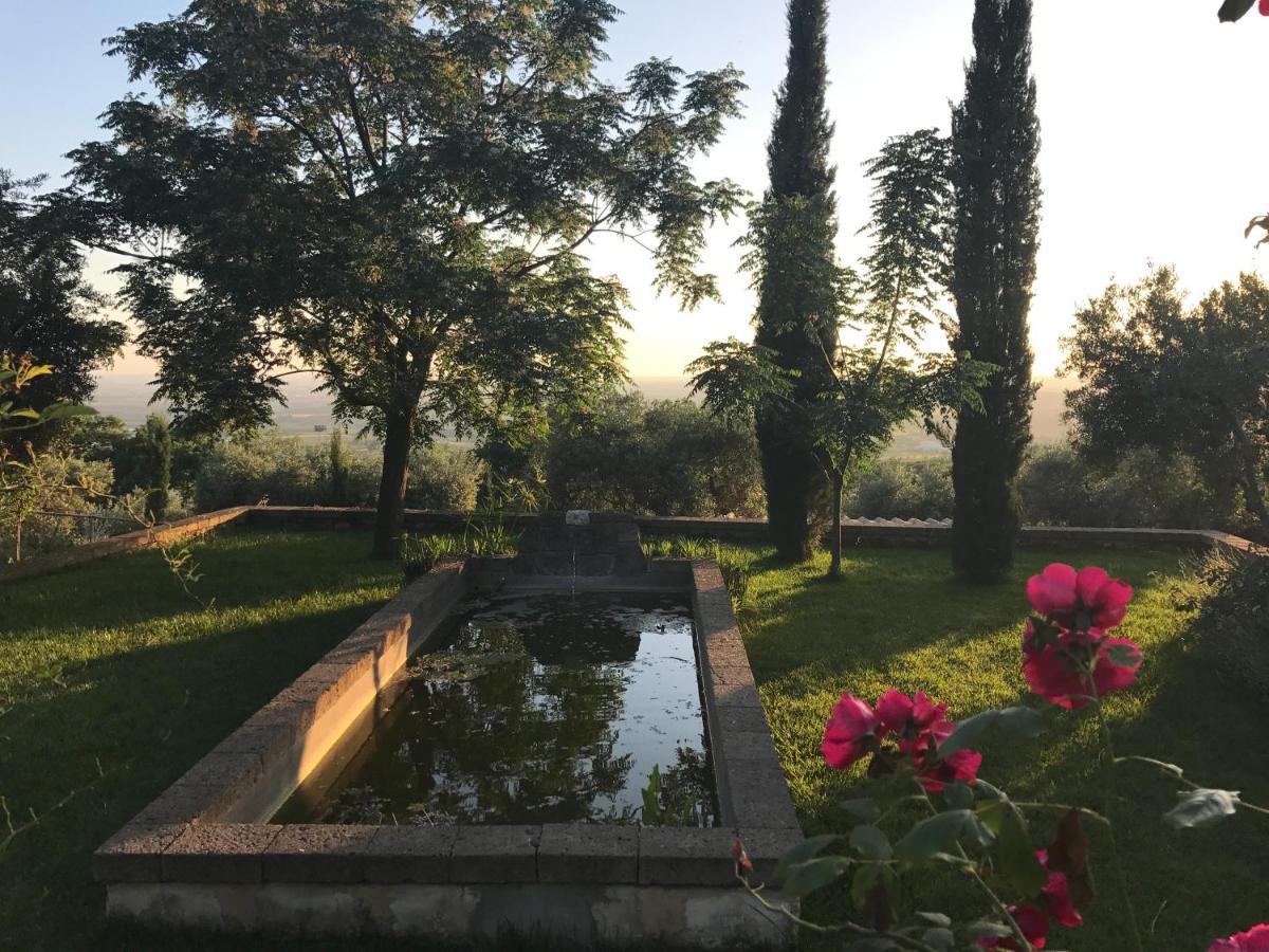 Agriturismo Castello Santa Margherita Cori Exterior foto