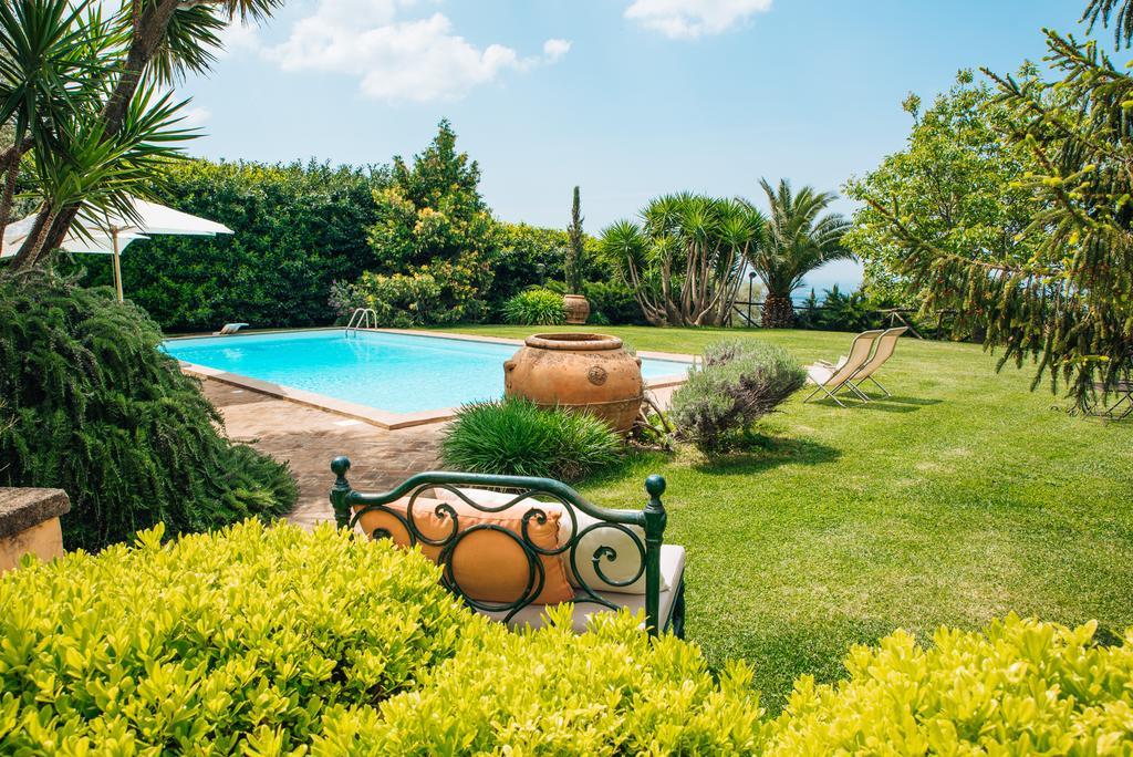 Agriturismo Castello Santa Margherita Cori Exterior foto
