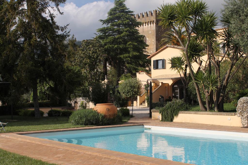 Agriturismo Castello Santa Margherita Cori Exterior foto